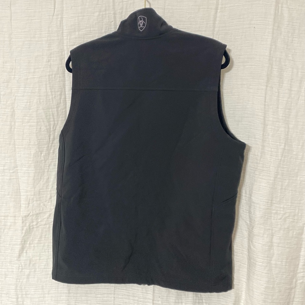 Ariat Men’s Softshell Classic Black Vest - Picture 2 of 4